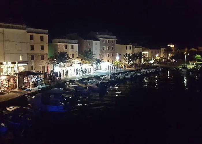 Apartments Ema
