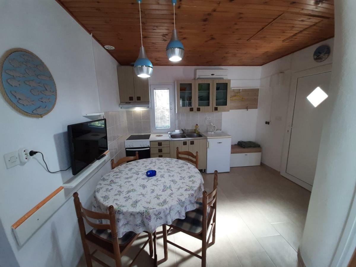Ema Apartma