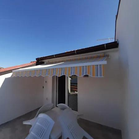Apartments Ema Pag Town Exterior photo